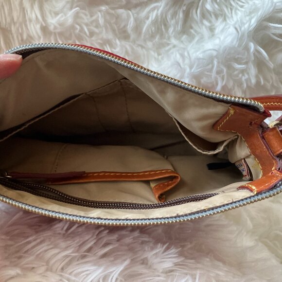 Dooney & Bourke Crossbody Bag - Picture 4 of 4
